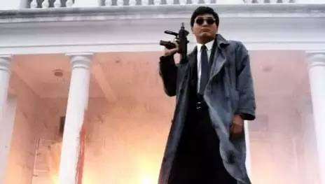 《英雄本色》 1986吴宇森导演