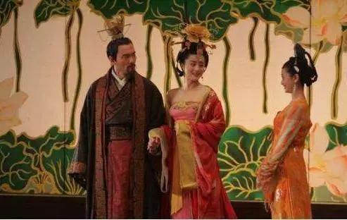 因为|史上最胖的皇帝是谁