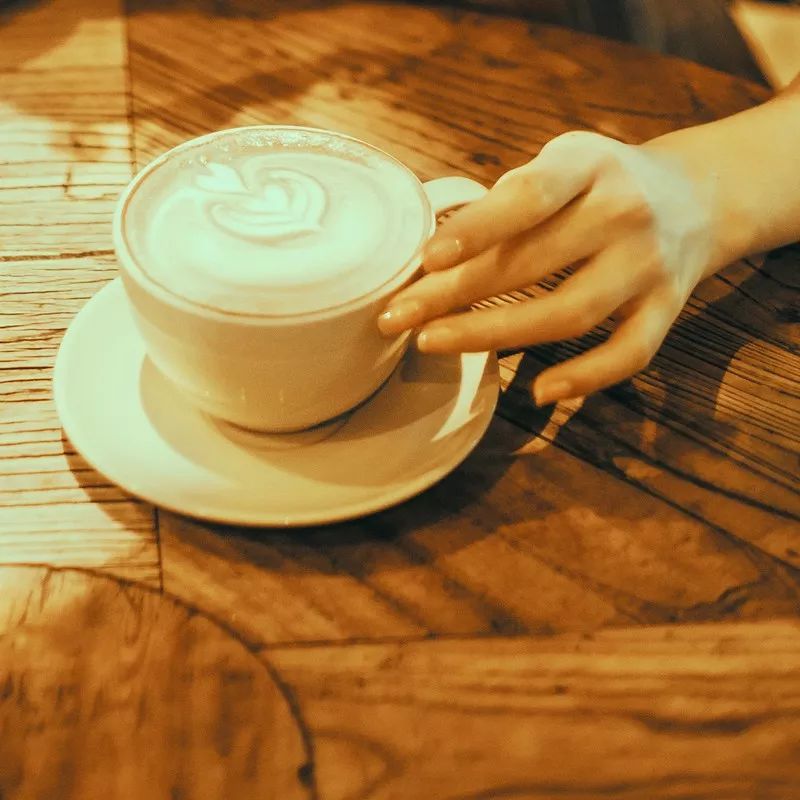 祝你岁月无波澜,愿我余生不悲欢