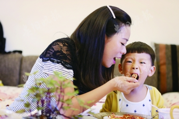 90后俏妈育儿■孩子脾虚不发育！医生：3种早餐最伤脾胃，很多家长还在喂！