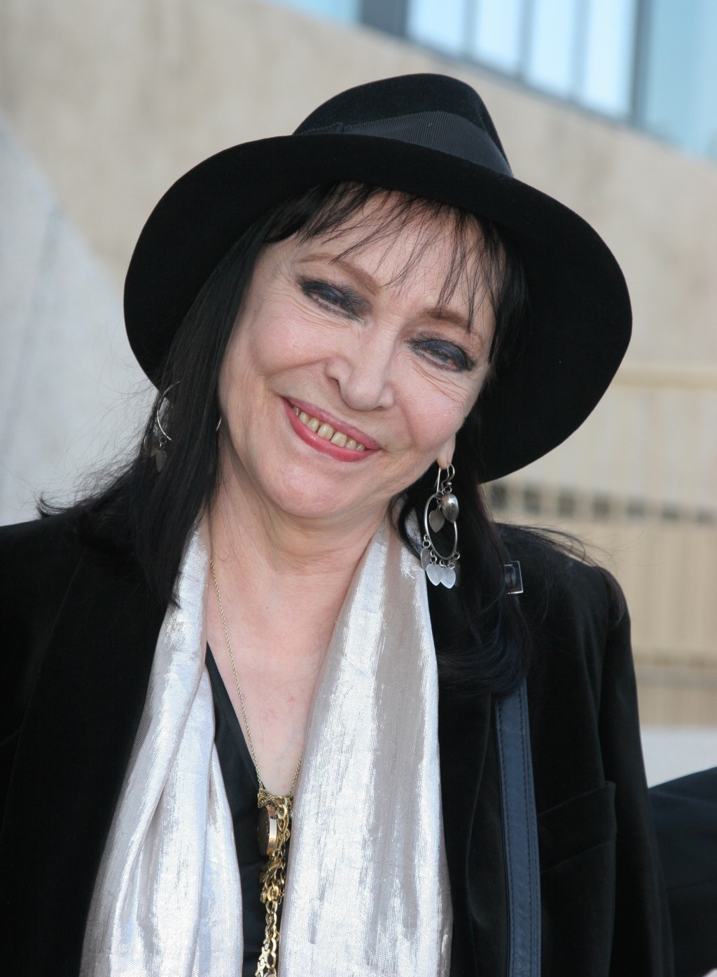 戈达尔电影中最美女神、柏林电影节影后安娜卡