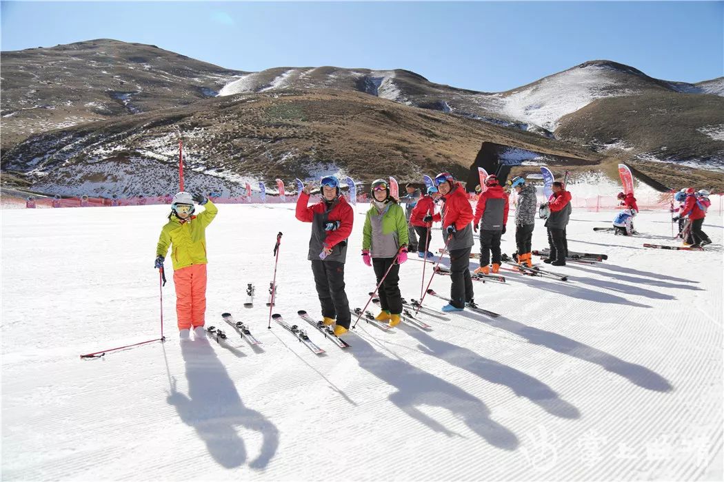 会泽大海草山滑雪场开门迎客啦!