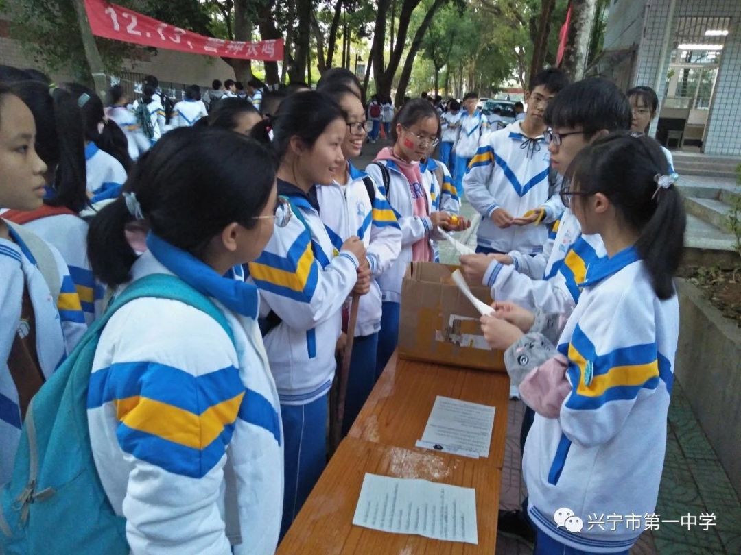 这20个梅州学校校服最好看!有你的学校吗?