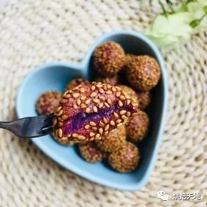 红豆怎么做好吃又简单又好看 4c36f09889964200938d2db71b0111b9.jpeg