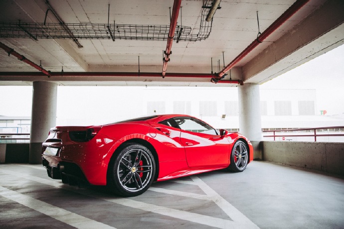 Ferrari 488 GTB ????红色令人更想入手！