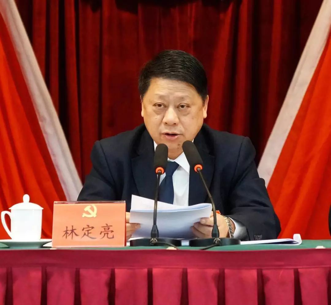 一把手访谈龙湖区委书记林定亮担当落实构筑高质量区域增长极