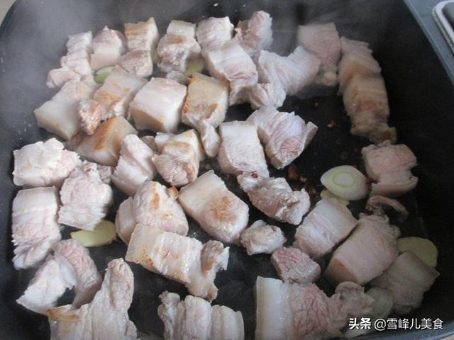 红烧肉怎么做颜色搭配好看 acadb9b92b1649f08c23da87fc1d8e70.jpeg