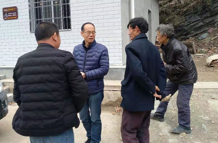 市扶贫办副调研员张维军表示
