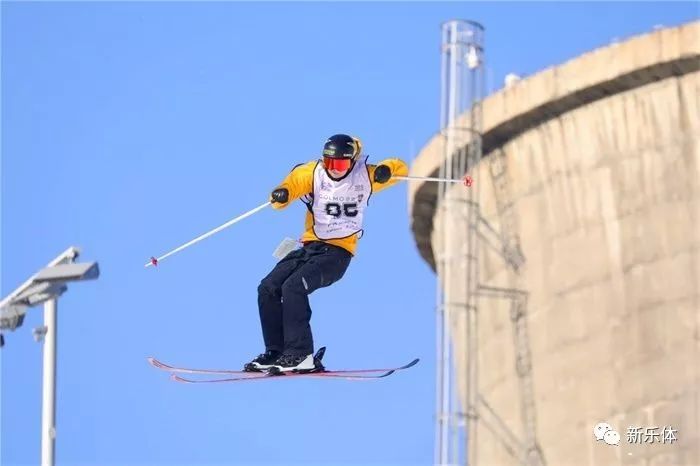 新乐体|2019沸雪北京国际雪联单板及自由式滑雪大跳台