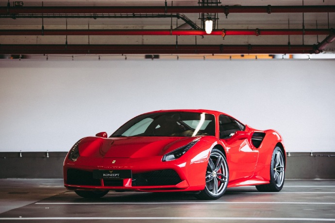 Ferrari 488 GTB ????红色令人更想入手！