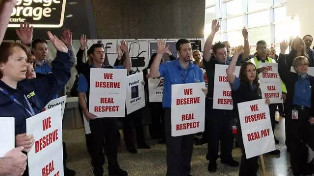 如何快速过海关 24fb1bcc4e124b54a2490ffe83d9e2c3.jpeg