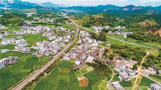 白沙镇位于合浦县东面,是广西龙港新区中心城市,交通路网发达.