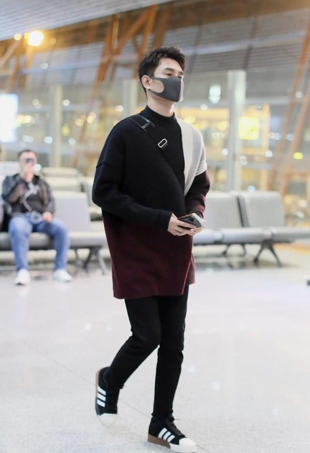 o型腿穿什么牛仔裤好看男 3c9650c6aa4149fd9f3f7c99a819e24e.jpeg