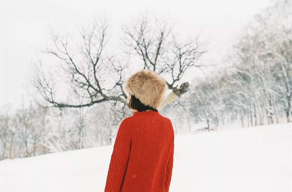 如何给女朋友拍一组好看的雪景照?