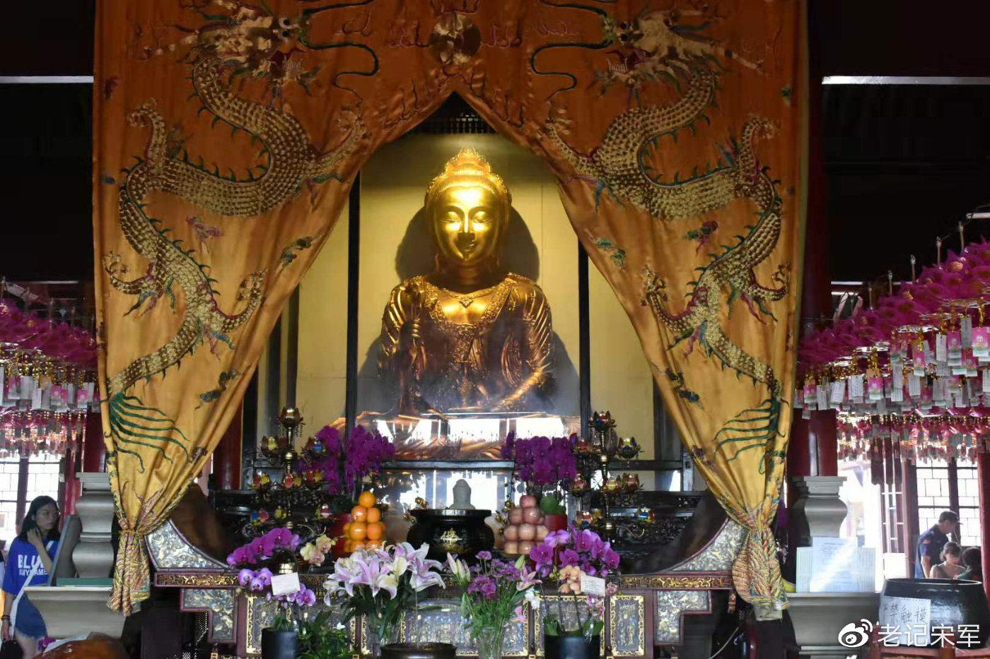 南京鸡鸣寺的观音菩萨与众不同.