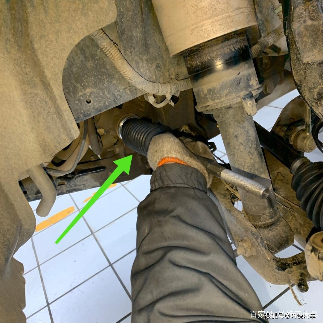 13万公里的路虎踩刹车时有叽叽响,左右晃动轮
