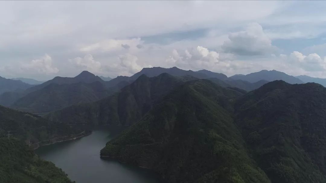 峡口村人口_渔峡口龙池村