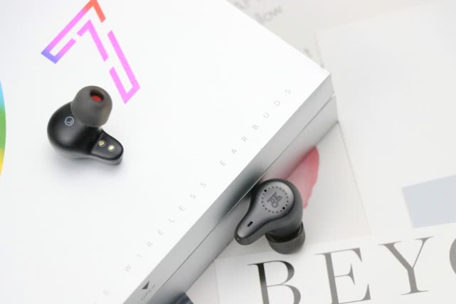 IPX7级防水+双动铁降噪,聊聊mifo o7真无线耳