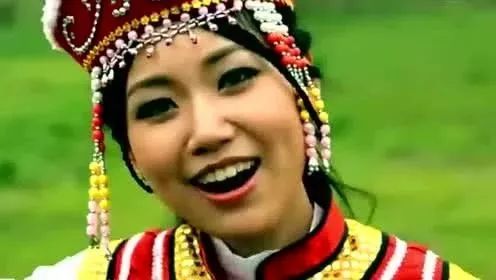 一首最美的草原歌曲《想你天就蓝》听醉了!