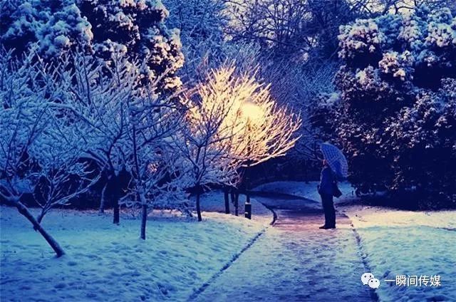人生不易,且行且珍惜,因为生老病死,悲欢离合,你我总得经历.