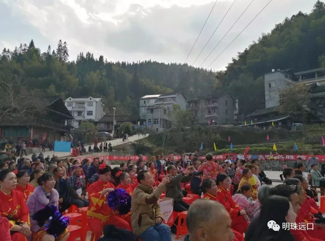 远口镇大样村新市村举行文艺汇演活动