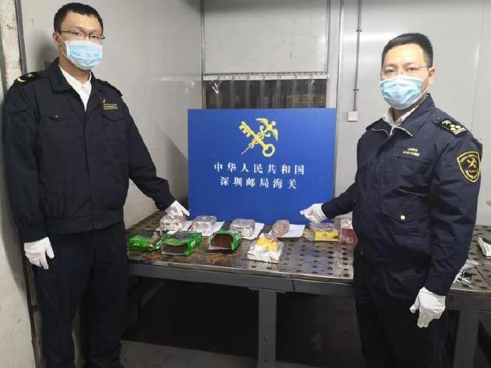 深圳邮局海关在快件渠道查获毒品3.6千克