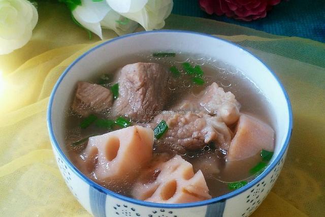 甜藕汤怎么做好吃 cd4e68bbb6ac4acbad71dbf71720c4cf.jpeg