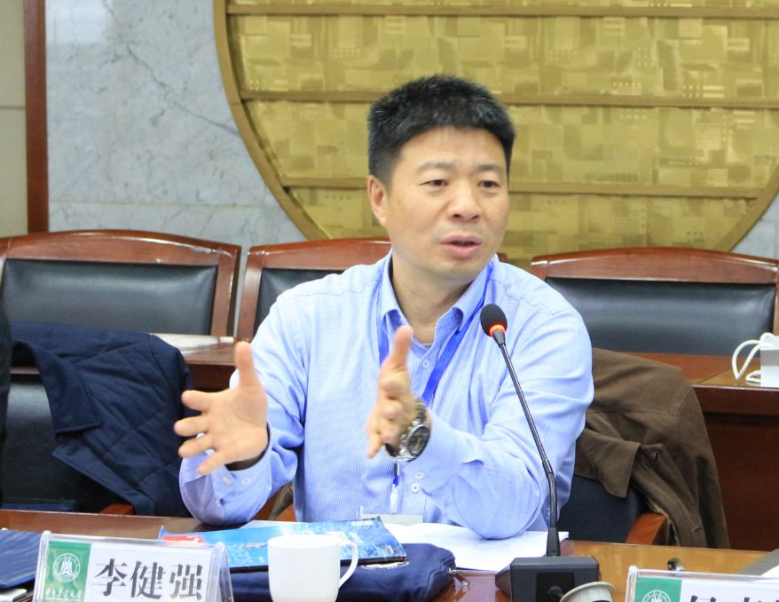 J9九游会 九游会J9全国农业硕士农艺与种业领域分委员会全体委员会议在我校召开(图3)