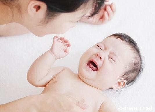 婴儿几个月可以睡 54f27e10b8ed40608787070af480a318.jpeg