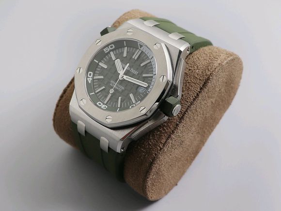 ��������:����15710,������ɫ�ͻ��