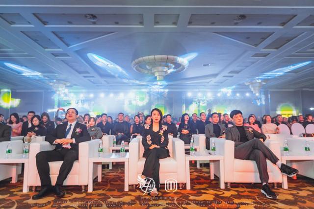 当天出席盛典的人员有玛姿宝品牌创始人张舒女士,行业