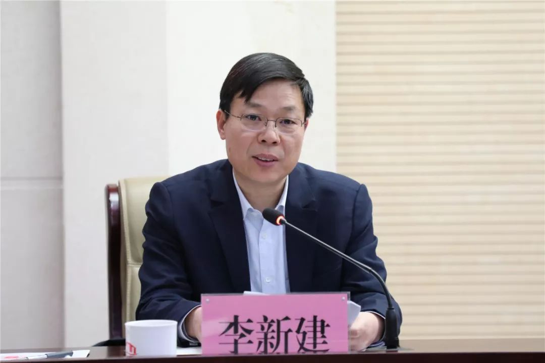 河南财政厅副厅长李新建介绍相关情况据悉,职教攻坚二期工程实施以来