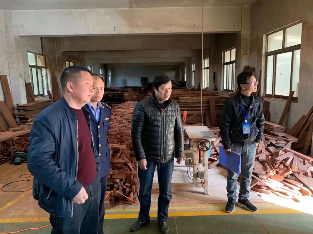 微克攻坚应对重污染天气光福在行动