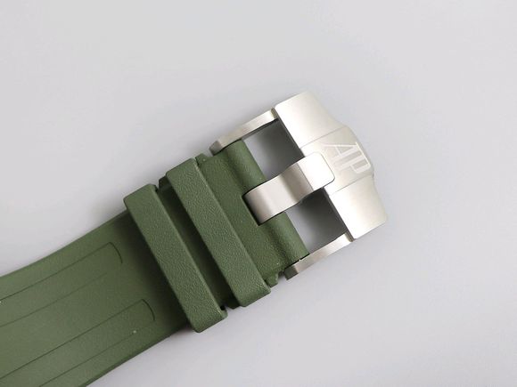 ��������:����15710,������ɫ�ͻ��