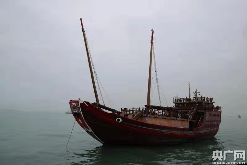 世界最大仿古航海木帆船“福宁”轮出境 黄埔边