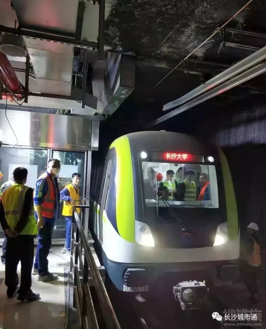 长沙地铁3号线5号线正在最后调试年底有望通车试运行