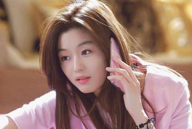 骨相美的明星,巩俐年近60依旧不显老,俞飞鸿真