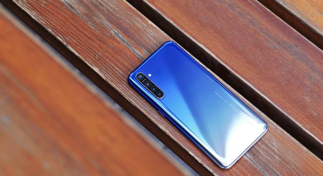 年底换机没想法？OPPO K5配置全面无短板，让人心