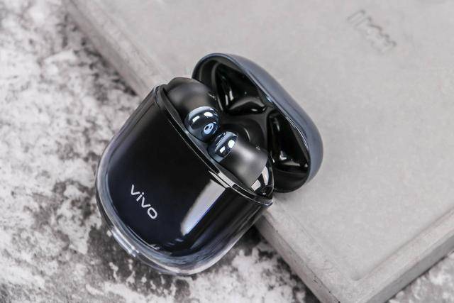 还记得它吗？vivo TWS Earphone一次连接，终身一键使用