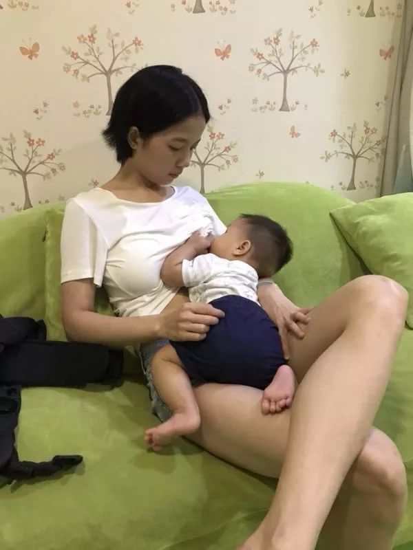 母乳喂养，绝对的优越