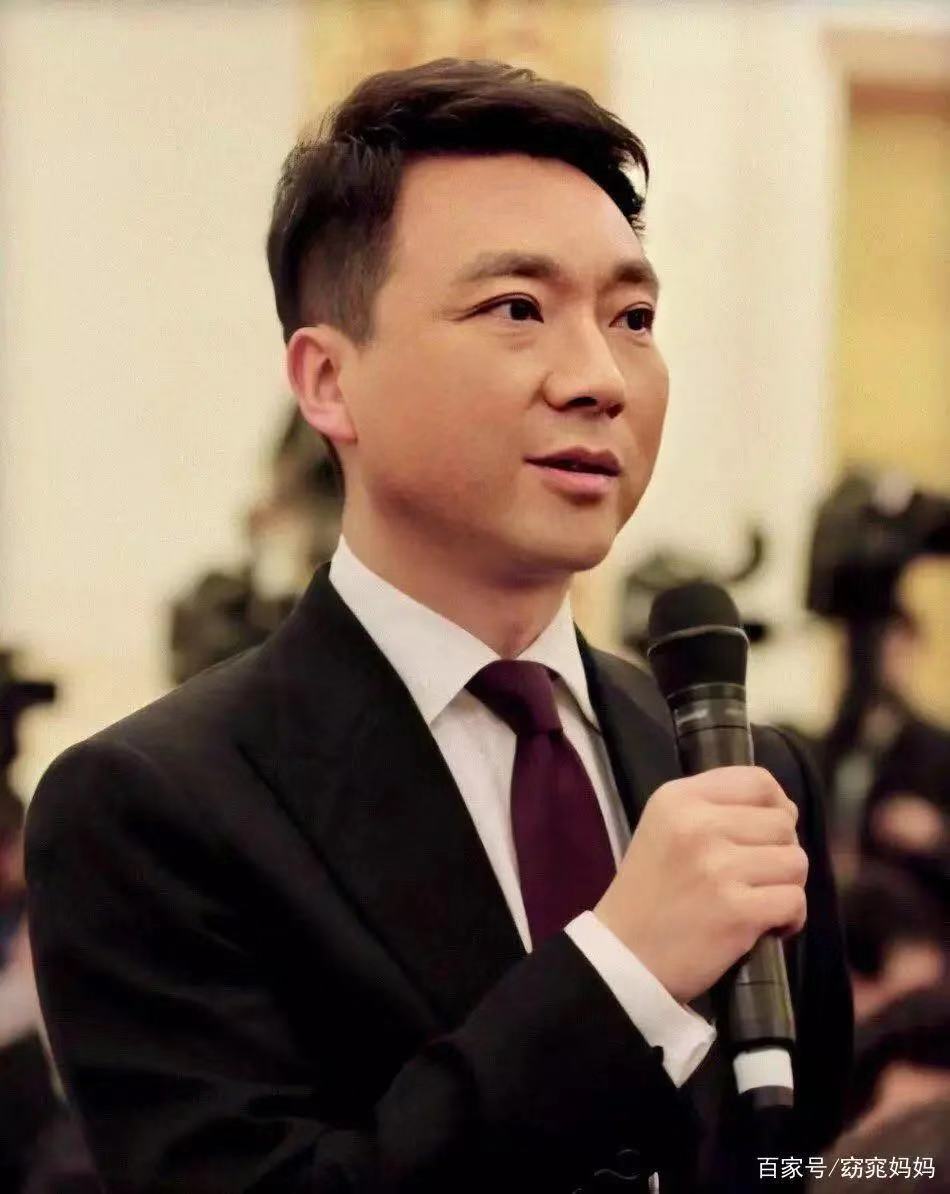 康辉20年对比照火了"你是怎么娶到媳妇的?