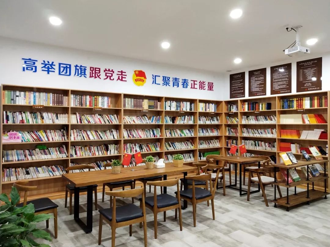 青荣誉团团带你走近泰州市级青年学习社靖江市靖城街道阅读文明里弄