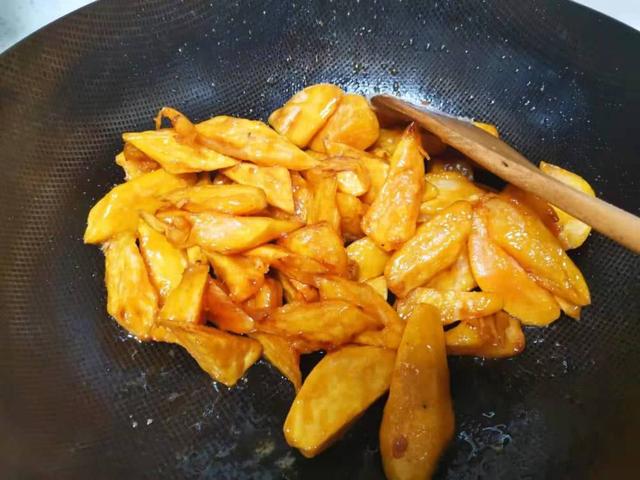 山药拔丝的家常做法窍门 c4aeb7360e614f0ebfb46bd23250f2e1.jpeg