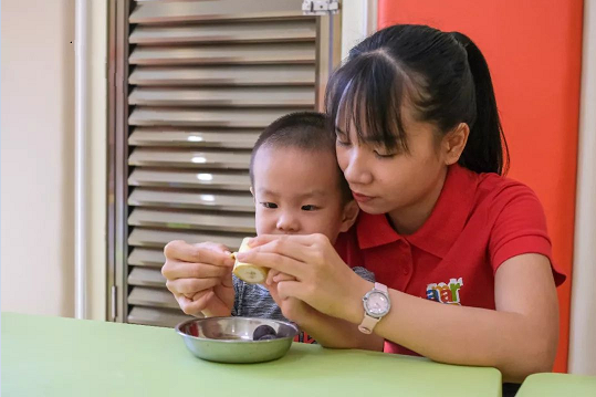 「90后俏妈育儿」有两种水果，煮水喝可健脾养胃！孩子吃饭香，身高还猛长！