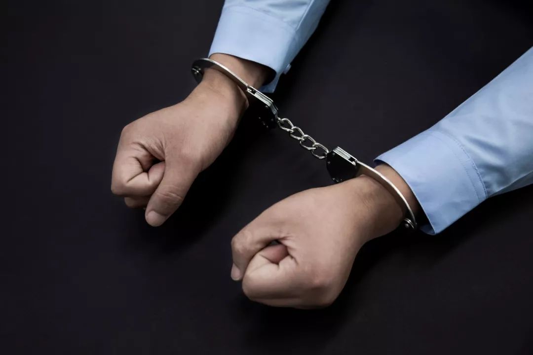 渣男!沧州小伙同时谈4个女朋友!骗了4人共110