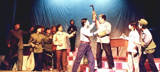 杨志刚80年代创作十七人群口相声破纪录后与郭德纲打官司成焦点