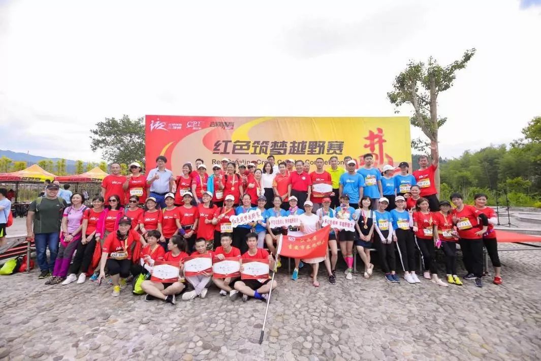青年红色筑梦之旅赛道夺得全国金奖,这是上海在红旅赛道的全国首金