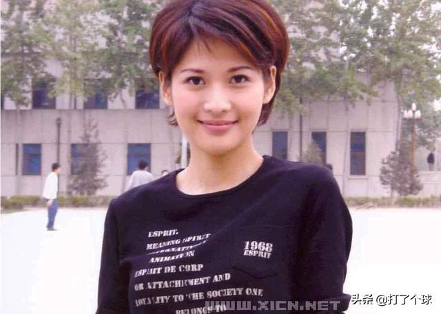 多栖的沈星还出演电影 《爱情呼叫转移》,甚至还出演过mv
