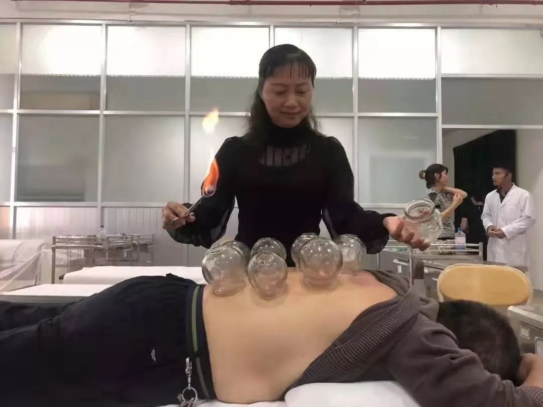 乳腺增生等) 第8次课:拔罐基础操作和常见病适应症及临床应用(阴阳