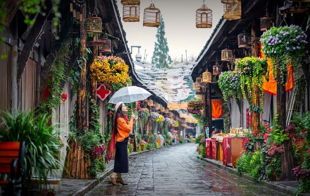 全球最美的10个鲜花小镇,每一个都美得像明信